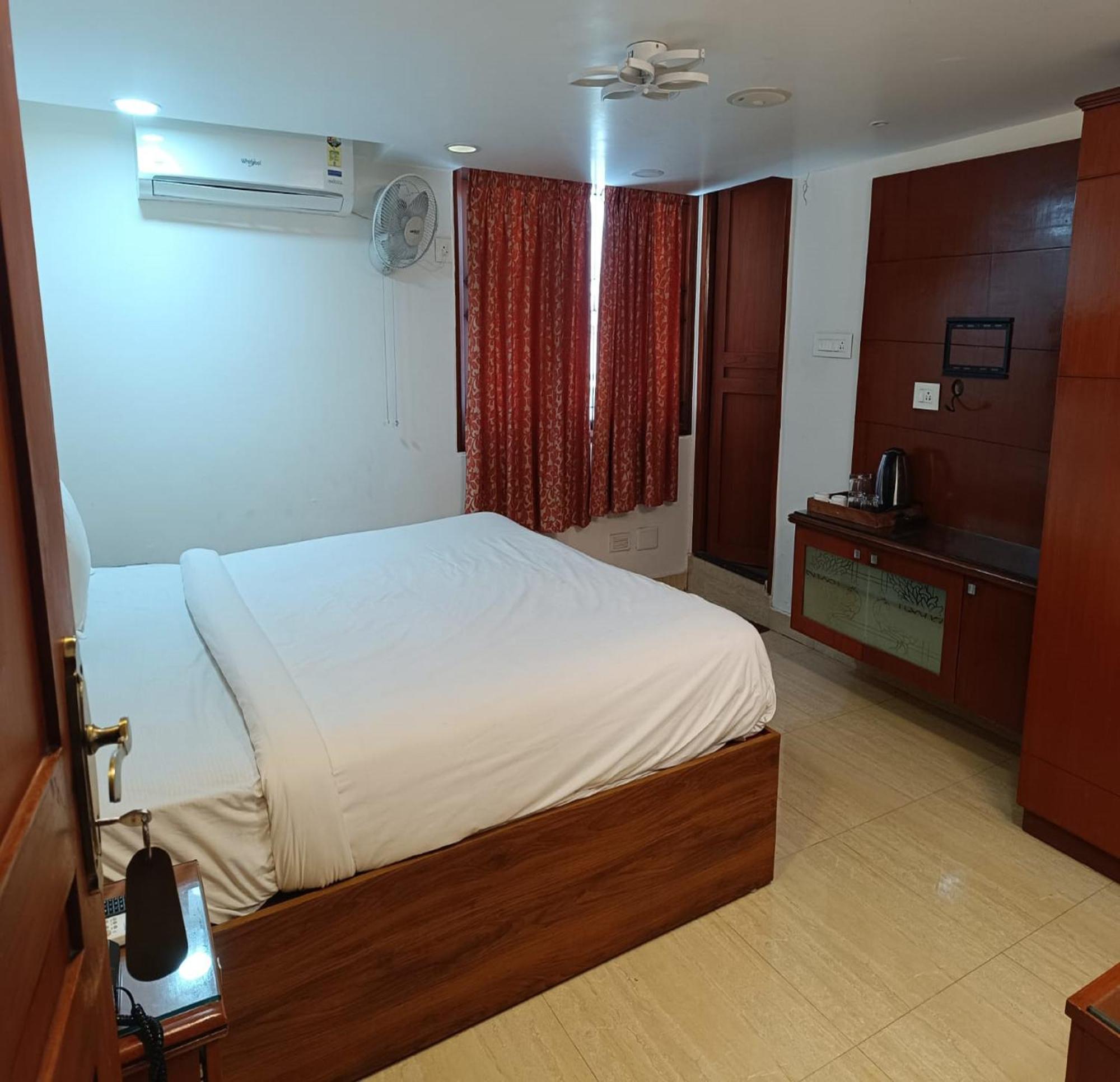 Azhagappa Residency Apartman Puduccseri Kültér fotó